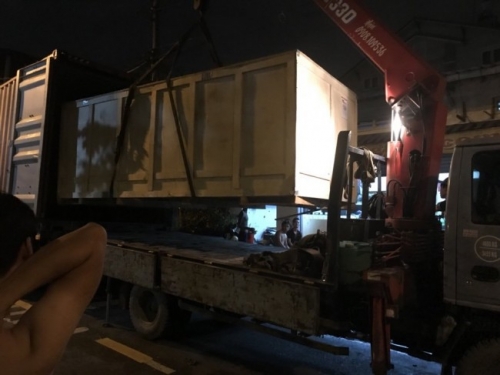 Nguyên kiện máy in decal khổ nhỏ được vận chuyển về tận nơi cho khách hàng của MayInQuangCao