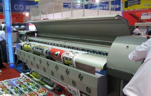 Giá máy in phun khổ lớn